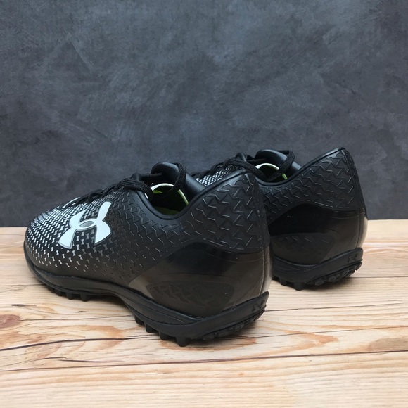 Under Armour UA Clutchfit Force Team Turf - Picture 14 of 16